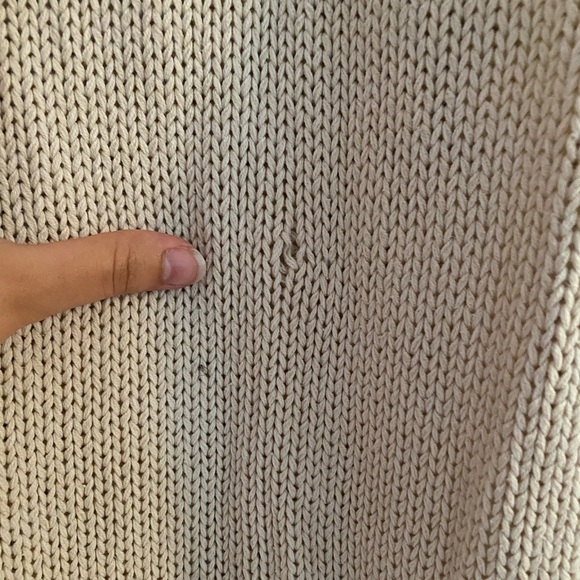 oversized v-neck sweater - Picture 4 of 4